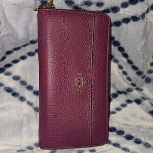 Coach Wallet *Missing wristlet loop*